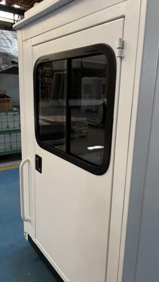 Porta da cabine — MUTMETAL